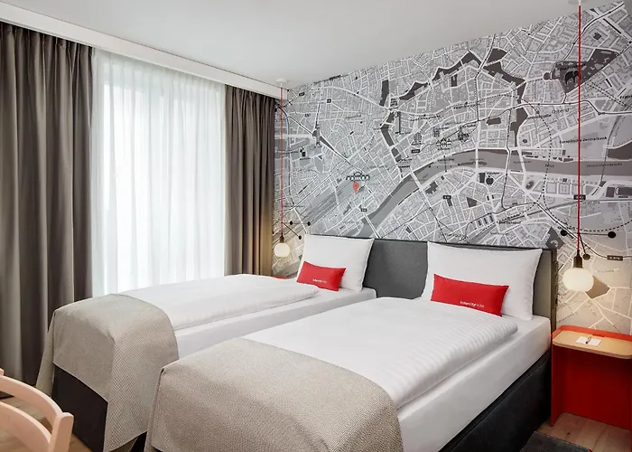 Otel Intercityhotel Frankfurt Hauptbahnhof Sued 4*