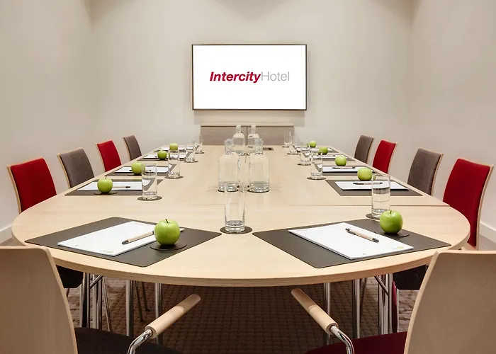 Готель Intercityhotel Frankfurt Hauptbahnhof Sued 4*