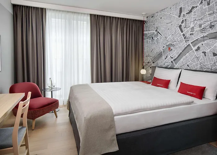 Intercityhotel Frankfurt Hauptbahnhof Sued Готель 4*