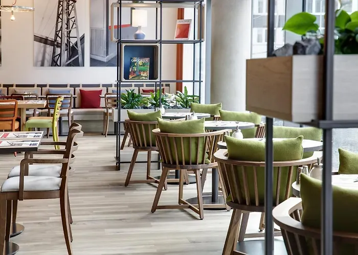 Intercityhotel Frankfurt Hauptbahnhof Sued 4*
